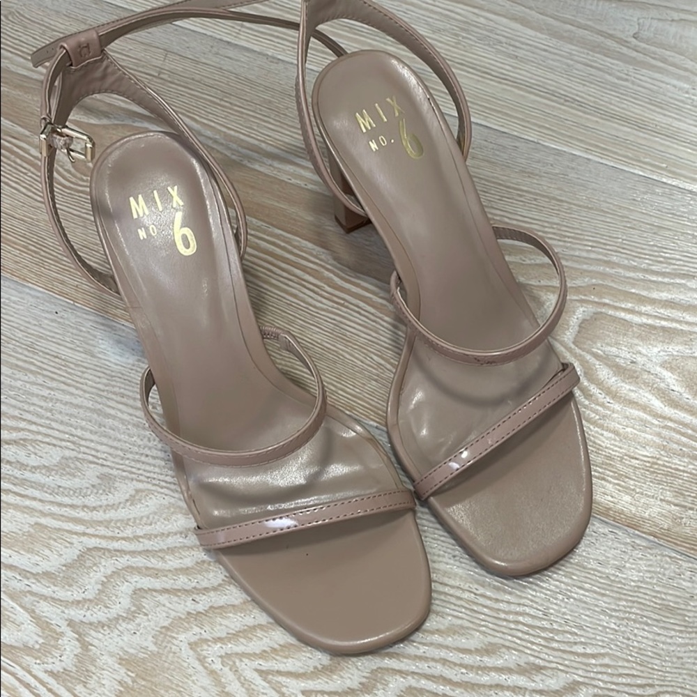 Nude patent heels